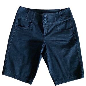 CANYON River Blues- Wide Waisted Bermuda Shorts- size 14